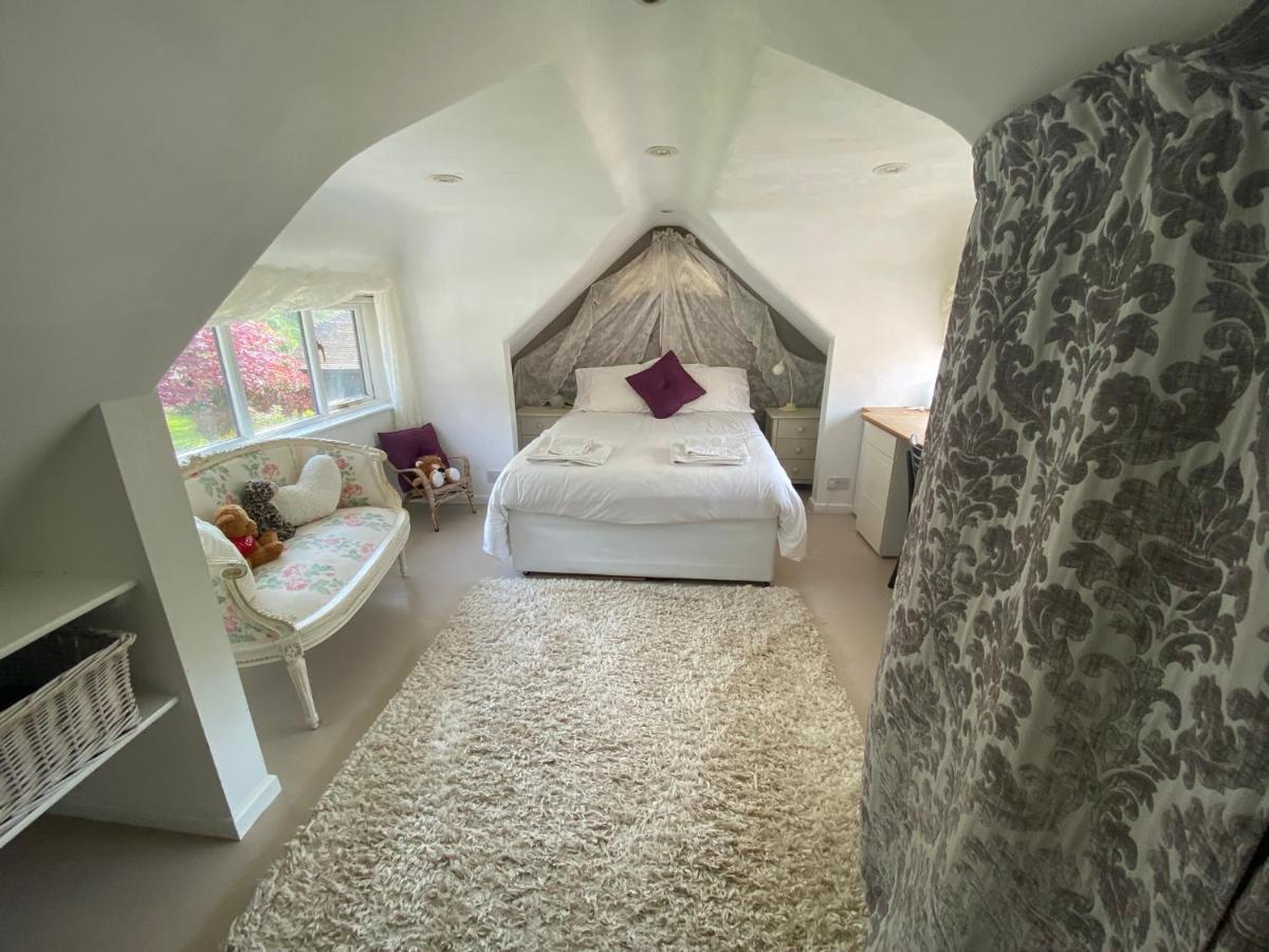Hotel Orchard Paddocks Guildford Esterno foto